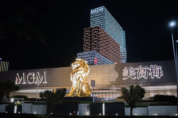 MGM China's Profits Plummet news item